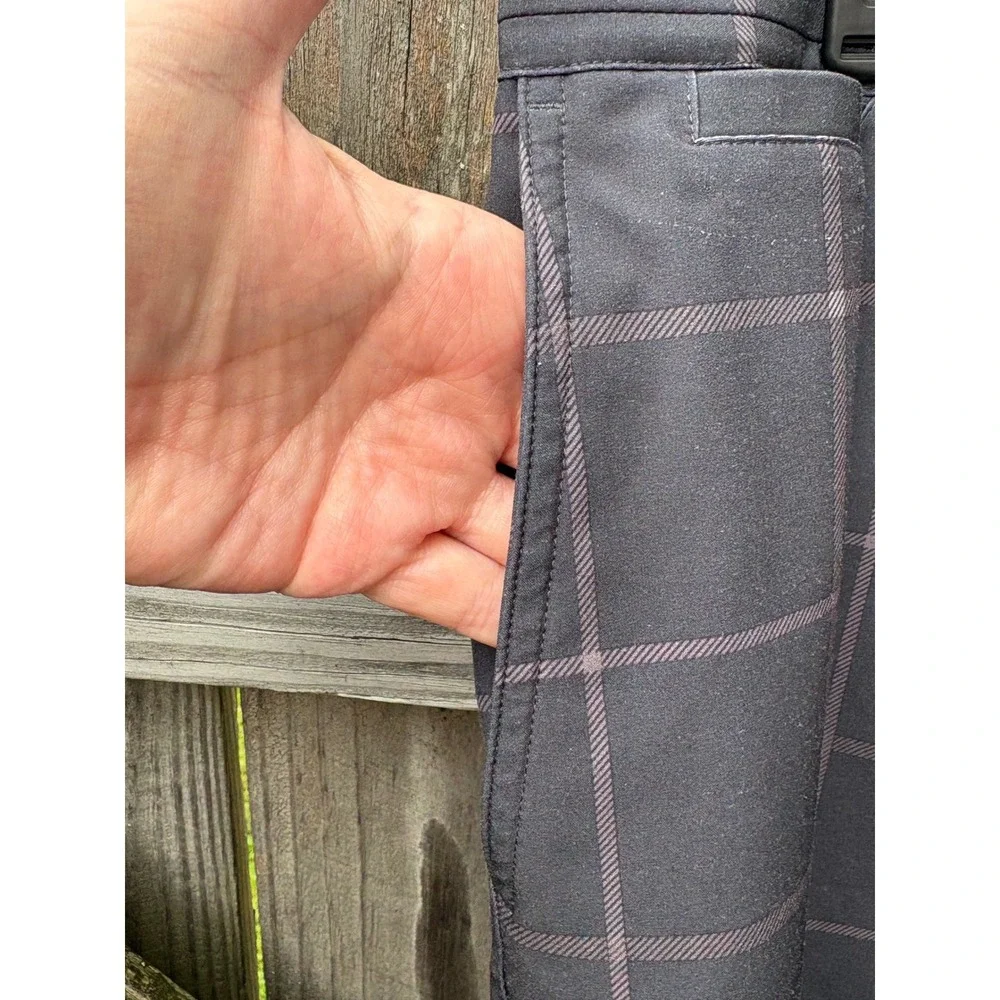 Nike Golf Modern Fit Dri-FIT Shorts‎ Mens 40 Gray Purple Plaid 725700-010